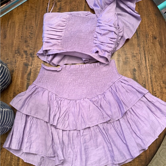 Lavender Ruffled Women's Set - Picture 4 of 4